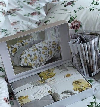 LG-11 Laura Grand Bed Linen, Satin, Euro Size