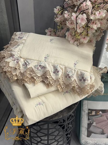 LG-C-11 Laura Grand Bed Linen With Summer Quilt, Caramel, Satin, Euro Size