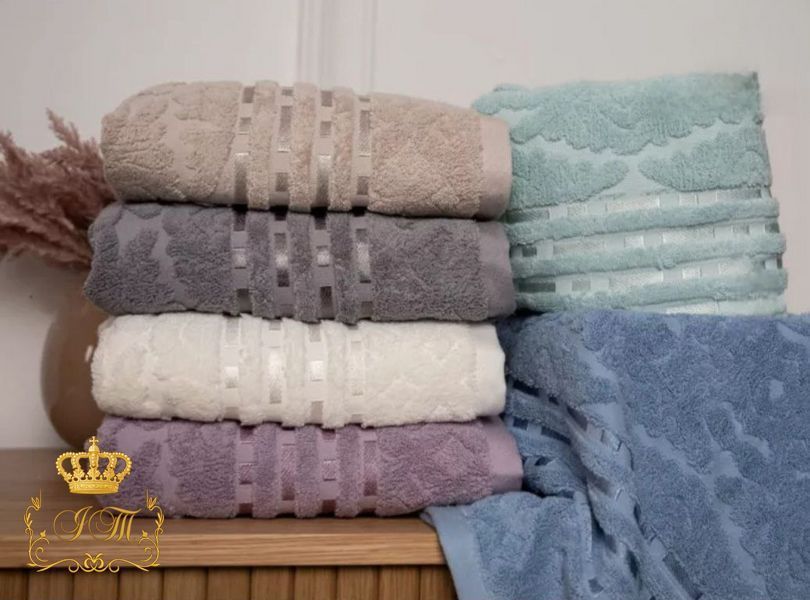 The Cloud, Bath Towel, 70&times;140 cm, Terry, purple, China