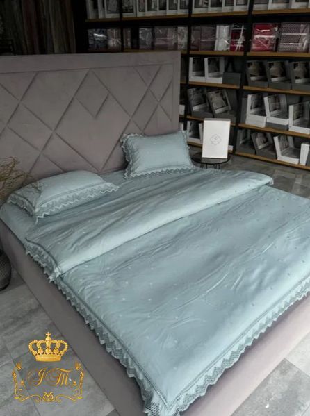WH-61 Laura Grand Bed Linen, Satin, Euro Size