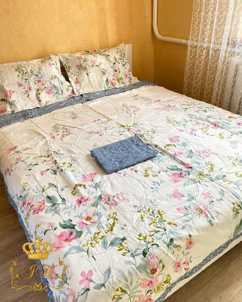 LG-4 Laura Grand 4 Seasons Bed Linen, Satin, Euro Size