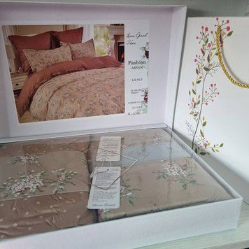 LG-15 Laura Grand Bed Linen with 4 Pillow Cases, Satin, Euro Size