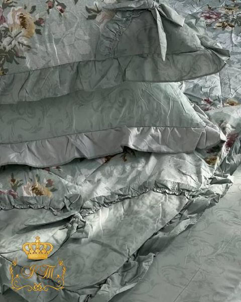LG-7 Laura Grand Bed Linen With Summer Quilt, Satin, Euro Size