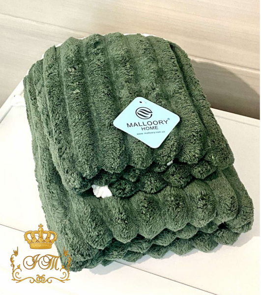 &ldquo;Sharpei Andora Green&rdquo; No3 Bath Towel, 70x140 cm, Microfiber