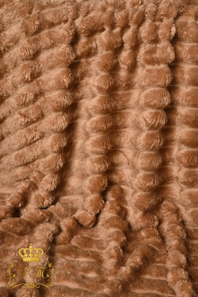 "Shar Pei" throw blanket, caramel latte, velour, euro size